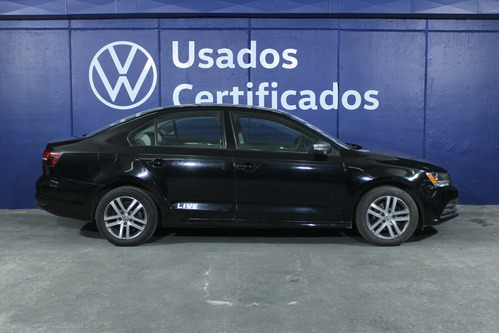 Volkswagen Jetta 2.0 Live Mt