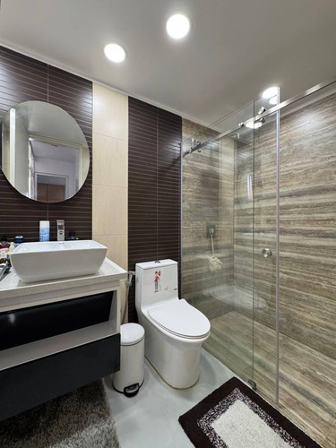Venta De Apartamento Actualizado En La Tahona