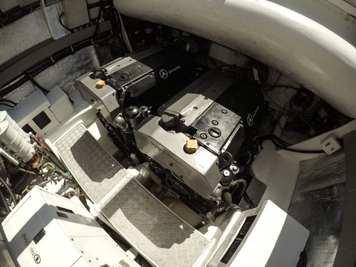 Excalibur 45 Ñ Scarab Magnum Cigarrette Offshore