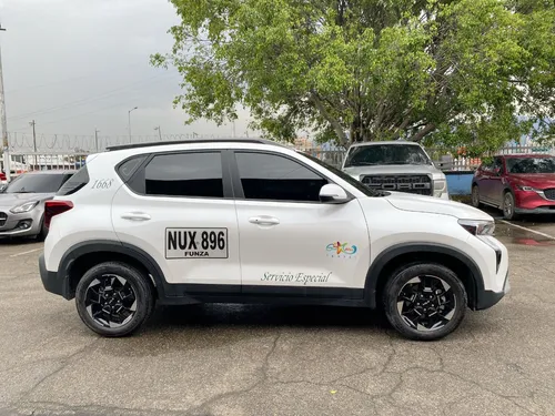 Kia Sonet 1.5 Vibrant Mt
