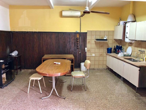 Imagen 15 de 30 de Imbatible! Alto Alberdi Patio Asador Garage X3 Escritura
