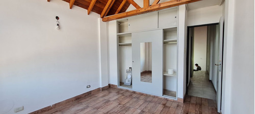 Alquiler De Departamento 3 Ambiente En Caseros, Tres De Febr