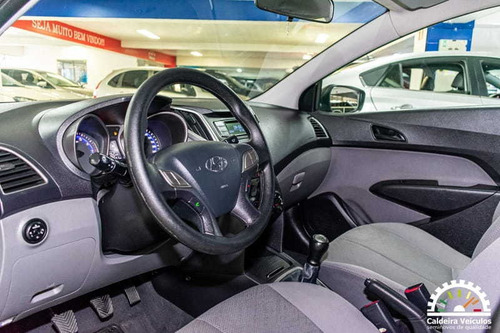 Imagem 8 de 12 de Hyundai Hb20s 1.0m Comf 2018