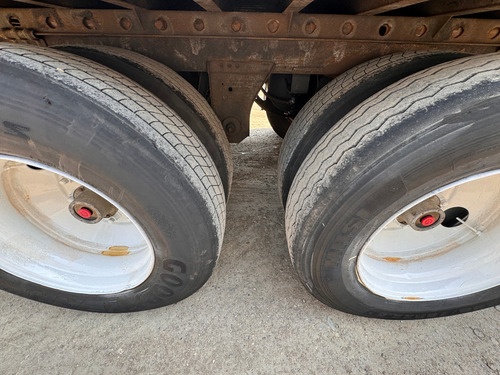 Caja Seca Utility 53x102 Año: 2015 Eje Deslizable Gm108826
