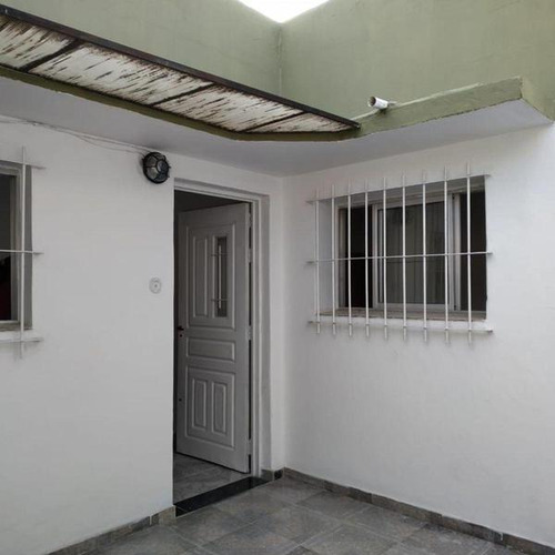 Oportunidad - Casa En Venta - Entre Rios 5200