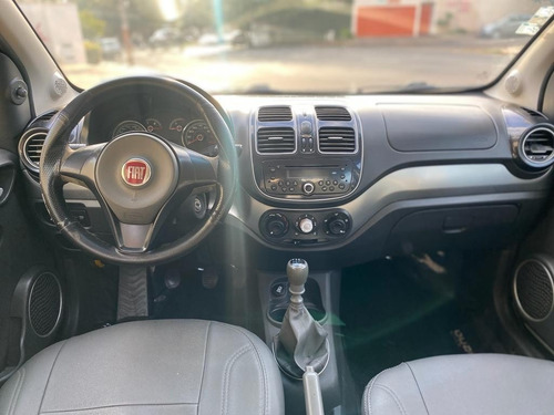 Imagem 8 de 9 de Fiat Siena Tetrafuel 1.4 Prata 2013