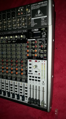 Mesa Marca Behringer16 Canais Com Interface Para Live