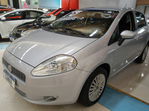 Fiat Punto 1.8 Essence 16v Flex 4p Automatizado