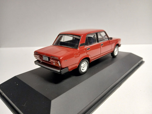 Autos Inolvidables Argentinos Salvat Escala 1.43 Fallados Lada Laika 1991