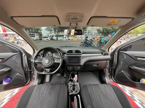 Suzuki Swift DZIRE 1.2 AT