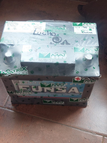 Imagen 1 de 2 de Batería Funsa 12 V 90 Amp