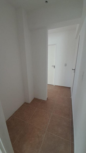 Venta Departamento 2 Dormitorios En Jujuy Al 300. Nqn Capital.