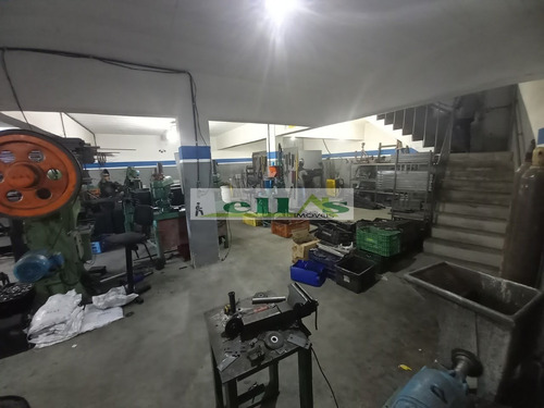 Imagem 13 de 15 de Galpão 300m² Em Jardim Ana Maria - Carapicuíba - 4487