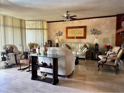 Residencia Amueblada De Lujo En Venta, En El Fraccionamiento Costa De Oro, Boca Del Río, Veracruz