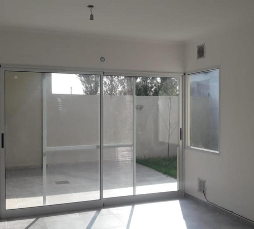 Alquilo Casas En Ricardone