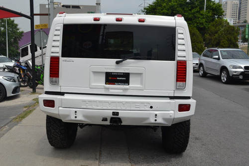 Imagen 6 de 12 de Hummer H2 2009