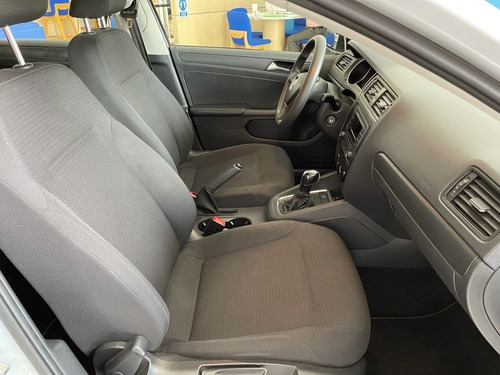 Imagen 6 de 14 de Volkswagen Jetta 2018 2.0 Tiptronic At