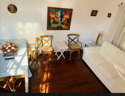 Imagen 4 de 11 de Oportunidad - Venta De Apartamento De 2 Dormitorios Playa Mansa, Punta Del Este