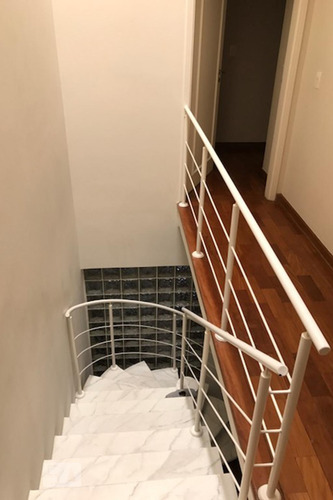 Casa À Venda - Água Fria, 4 Quartos, 300 - S893134098