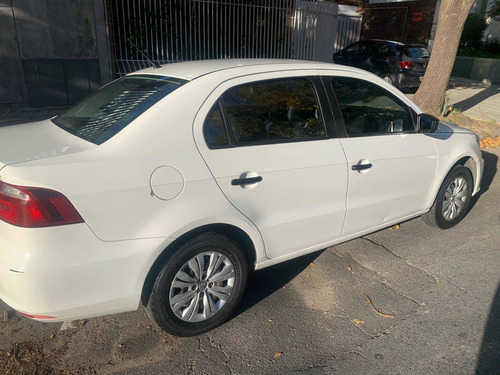 Volkswagen Voyage 1.6 Trenline 101cv 2017