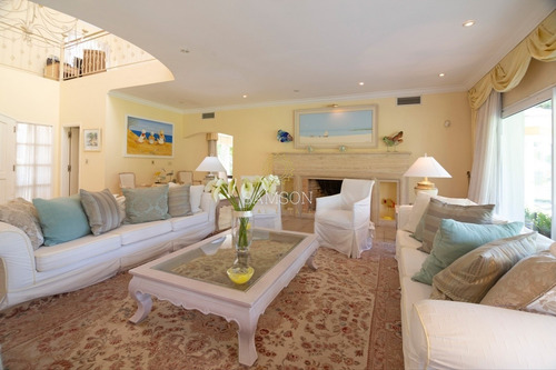 Importante Propiedad En Venta, Punta Del Este- Ref: 63648