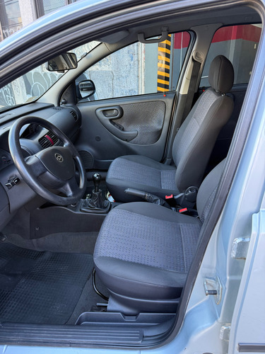 Chevrolet Corsa 1.8 Gl Aa Dh 4P