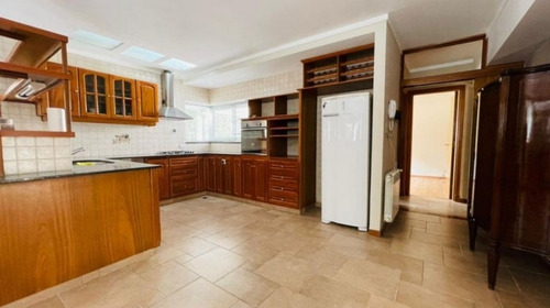 Imagen 12 de 28 de Chalet En Venta En El Barrio Los Troncos