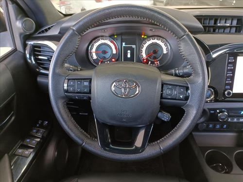 Imagem 9 de 10 de Hilux 2.8 Srx 4x4 Cd 16v Diesel 4p Automático