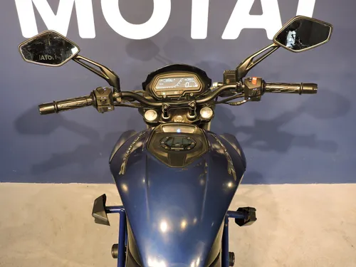 Bajaj Dominar 250 2022
