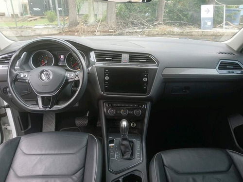 Volkswagen Tiguan 1.4 250 TSI TOTAL FLEX ALLSPACE COMFORTLINE TIPTRONIC