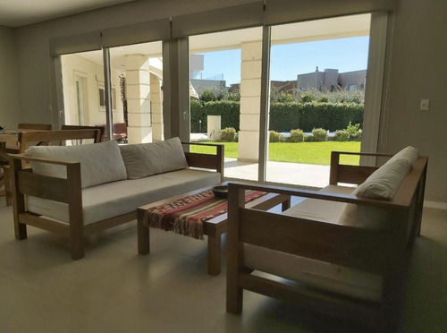 Imagen 5 de 13 de Casa En Venta Barrio Cerrado Ayres Plaza Pilar