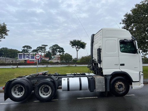 Imagem 8 de 19 de Volvo Fh 460 6x2 Trucado Ano 13 Globetrotter Susp Molas Aut