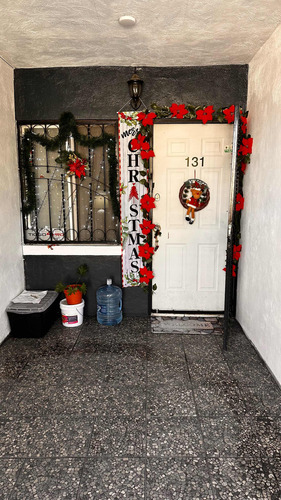 Casa De 3 Recámaras, Estudio, Tres Baños Completos 2 Salas