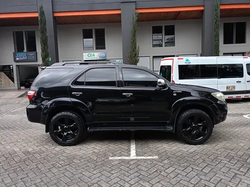 Toyota Fortuner 2.7l 4x2