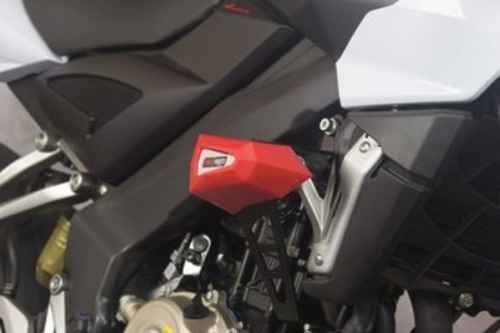 Imagen 5 de 6 de Slider Protector Nuclear Rojo Pulsar 200 Ns Fire Parts