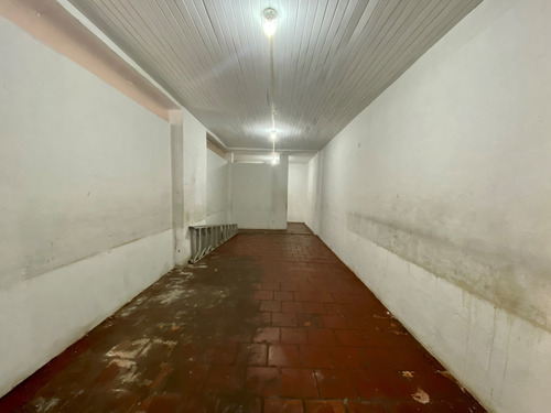Imagen 4 de 7 de En Alquiler Local En El Paraiso 100m²
