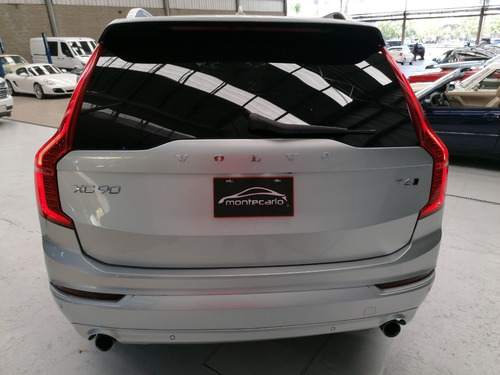 Volvo Xc90 Momentum 2017 Plata