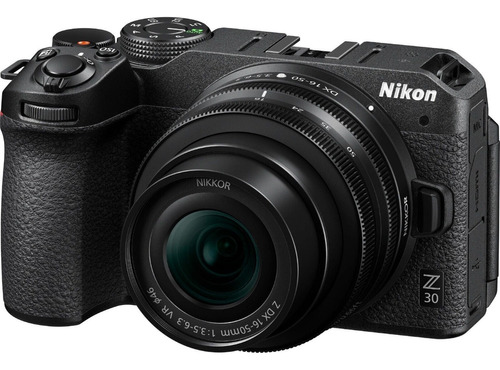 Camara Nikon Z30// Lente Z Nikkor Dx 16-50mm F3.5-6.3vr 