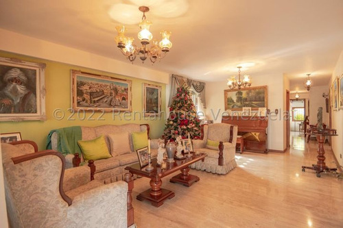 Imagen 2 de 14 de Casa En Venta Santa Paula Mls #23-668 Casa Ubicada En Calle Cerrada Y Vigilancia Privada, Con Buena Iluminación Y Ventilación Natural, Espaciosa Terraza, Jardín, Amplia Cocina Y Patio De Servicio.