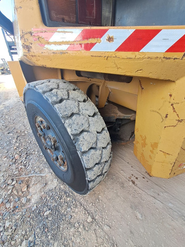 Autoelevador Cat Dp150 15.000kg 9000hrs 2006 Con Desplazador