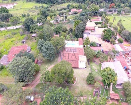 Chácara A Venda Na Estrada Para Itatiba, Bairro Biriça Do Campinho Em Bragança Paulista, Apenas 12 Km Do Centro Da Cidade. Casa Com 3 Dormitórios, 2 S - Ch00050 - 68960716