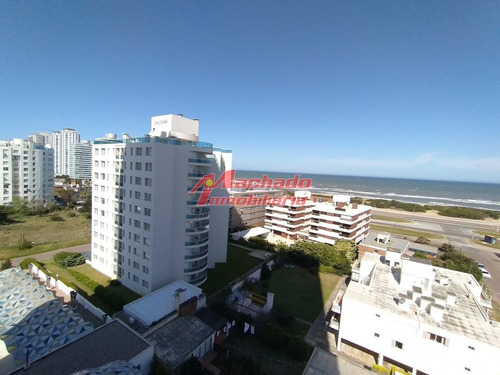 Imagen 2 de 30 de Apartamento En Playa Brava