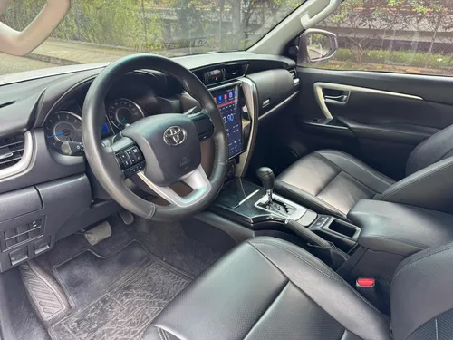Toyota Fortuner 2.7l