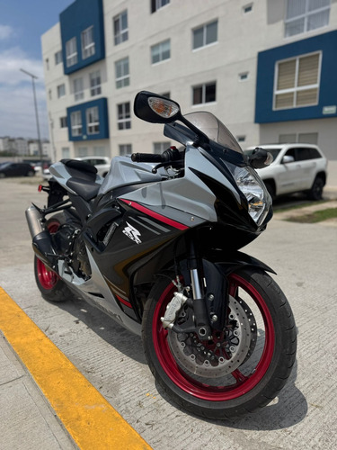 Susuki 600 Gsxr 2023 Titulo Y Pedimiento Lista Para Emplacar