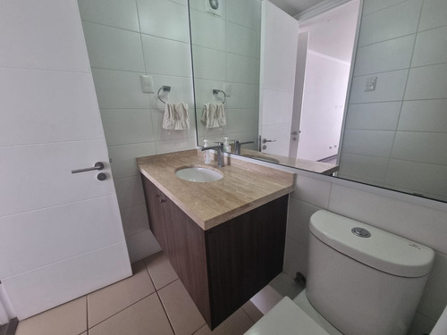 Se Arrienda Depto 2d+2b+1est Sin Amoblar 1.000.000/ Semiamob