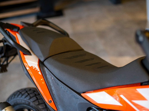 Imagen 6 de 25 de Ktm Adventure 250 Usado Seleccionado