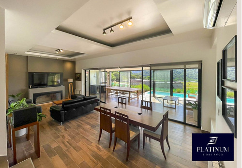 Vendo Casa En Valle Escondido