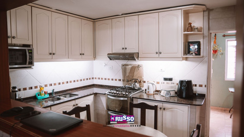 Venta Casa San Justo 6 Ambientes