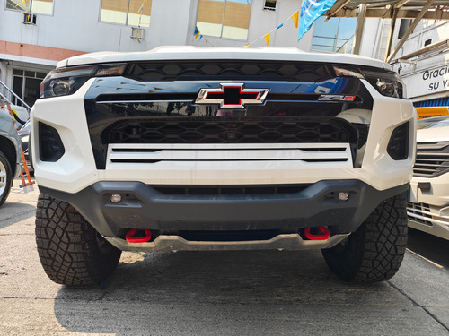 Exclusiva Chevrolet Colorado 4x4 Zr2 2025