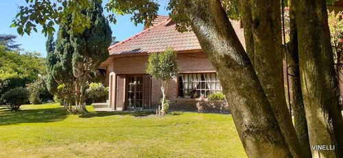 Imagen 5 de 30 de Gran Casa En Venta Sobre Lote Prop, Grosellar, Mar Del Plata